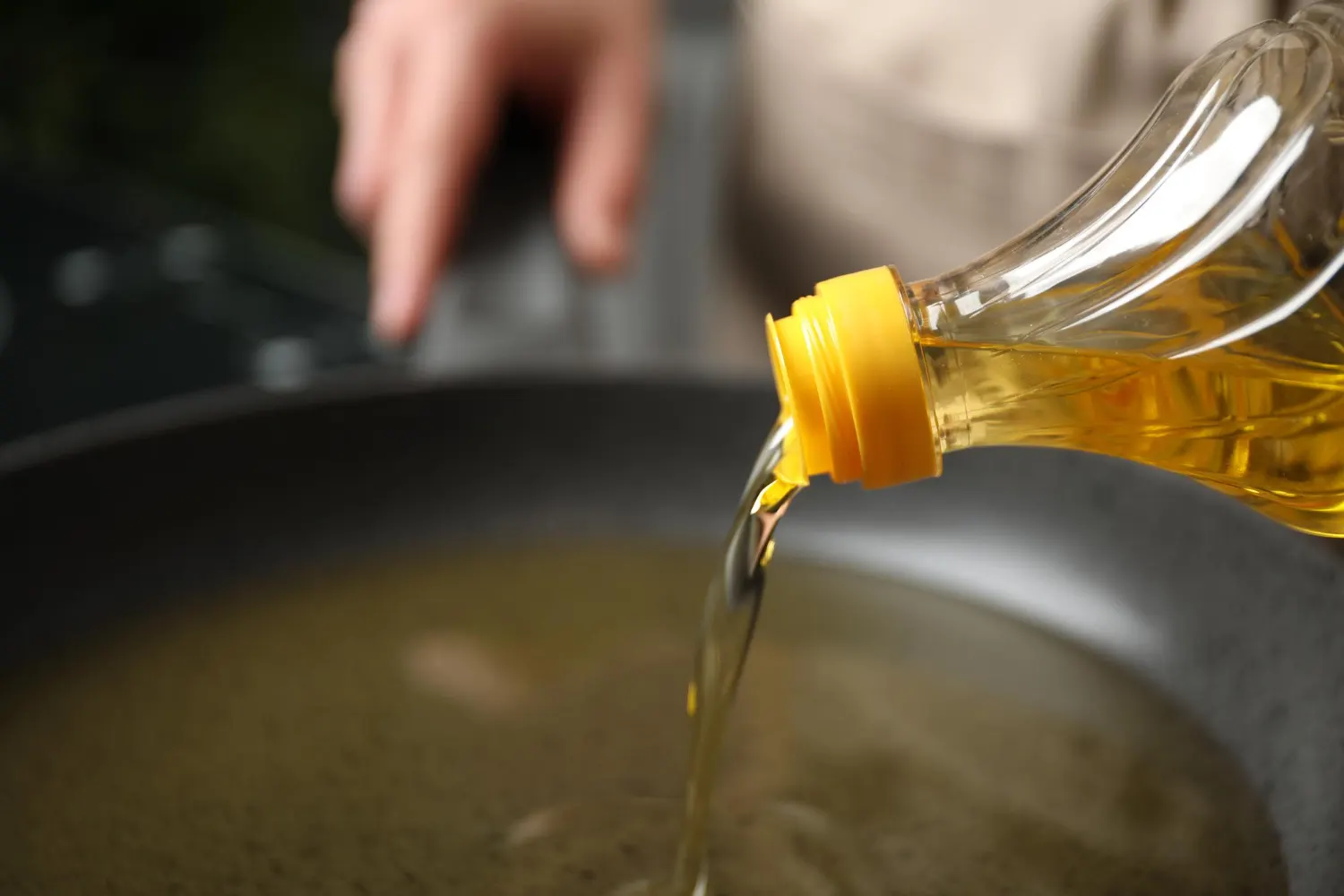 Premium kachi ghani mustard oil